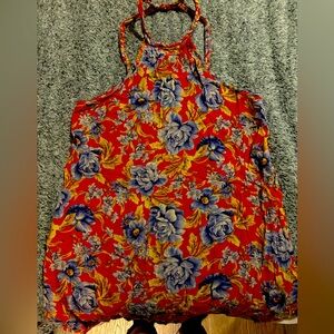 American Eagle Outfitters - size XS
Dress comes right above knees, gently worn